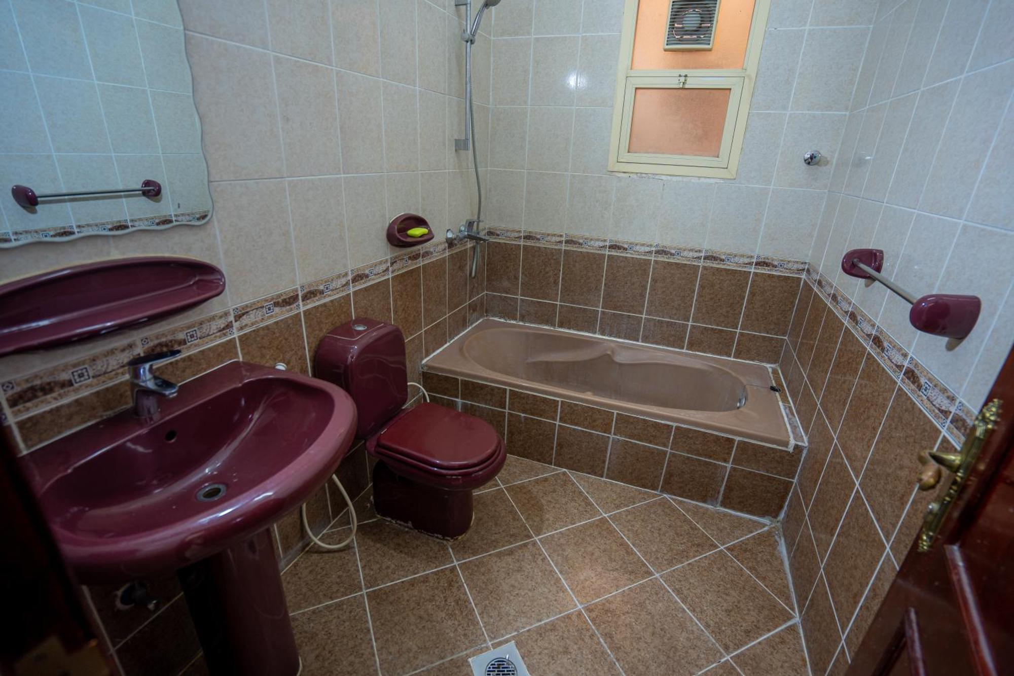 منزل للإقامة Tourist Family And Couple - Attached Washroom - Vl02 Baith Al Jannah Llc أبو ظبي
